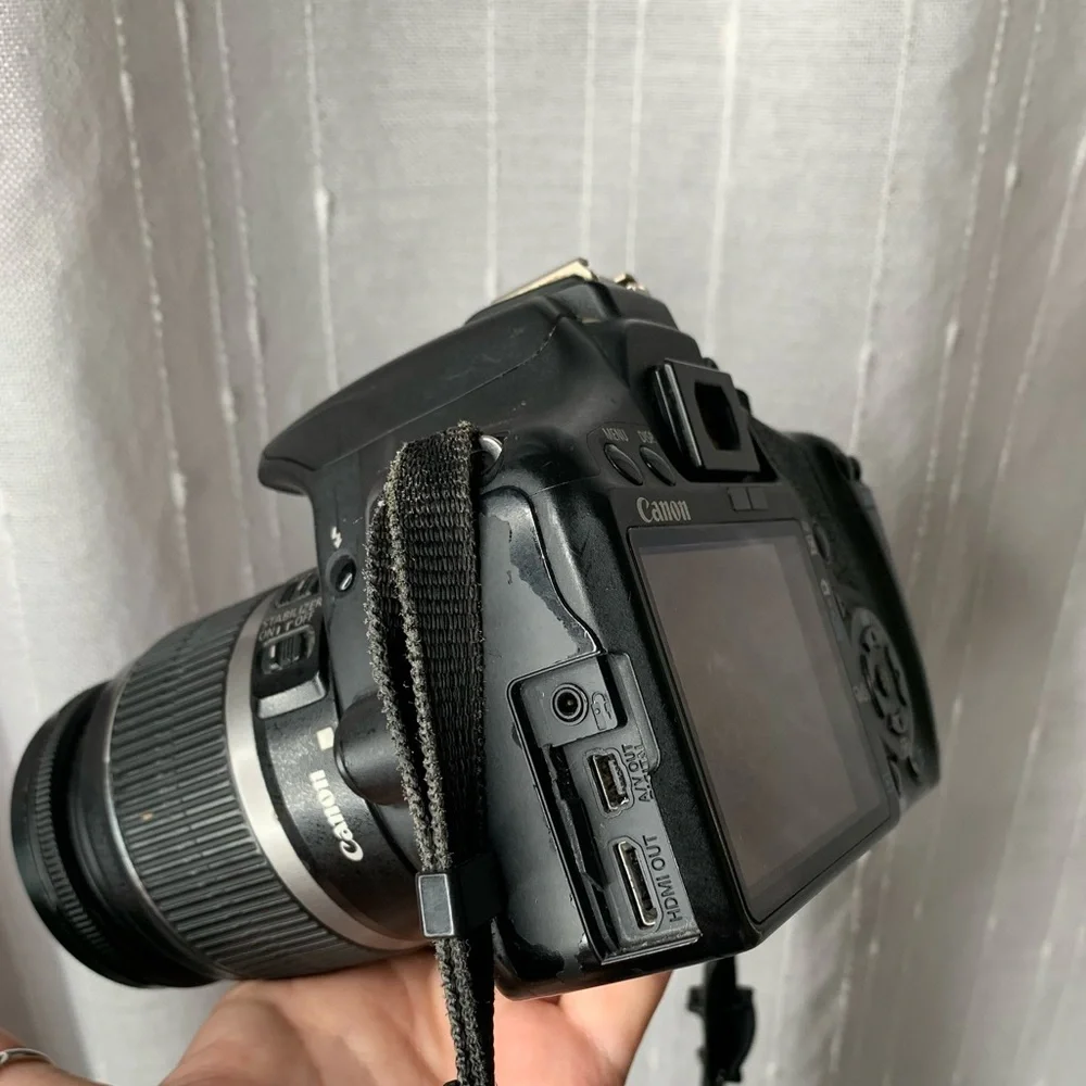 Canon Rebel T1i DSLR Camera with 18-55mm Lens
